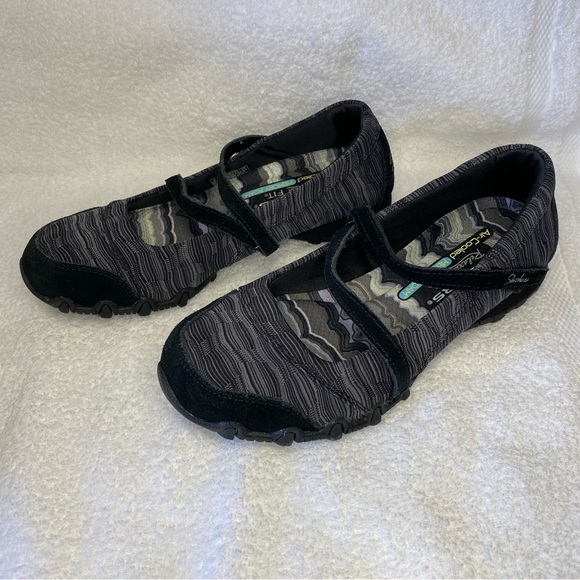 Skechers Bikers Ripples Mary Jane Shoes Womens Size 6 Textured Black 49343 EUC - Picture 4 of 13
